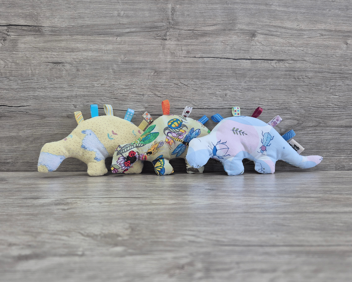 dinosaure en tissus, jouet pour bébé