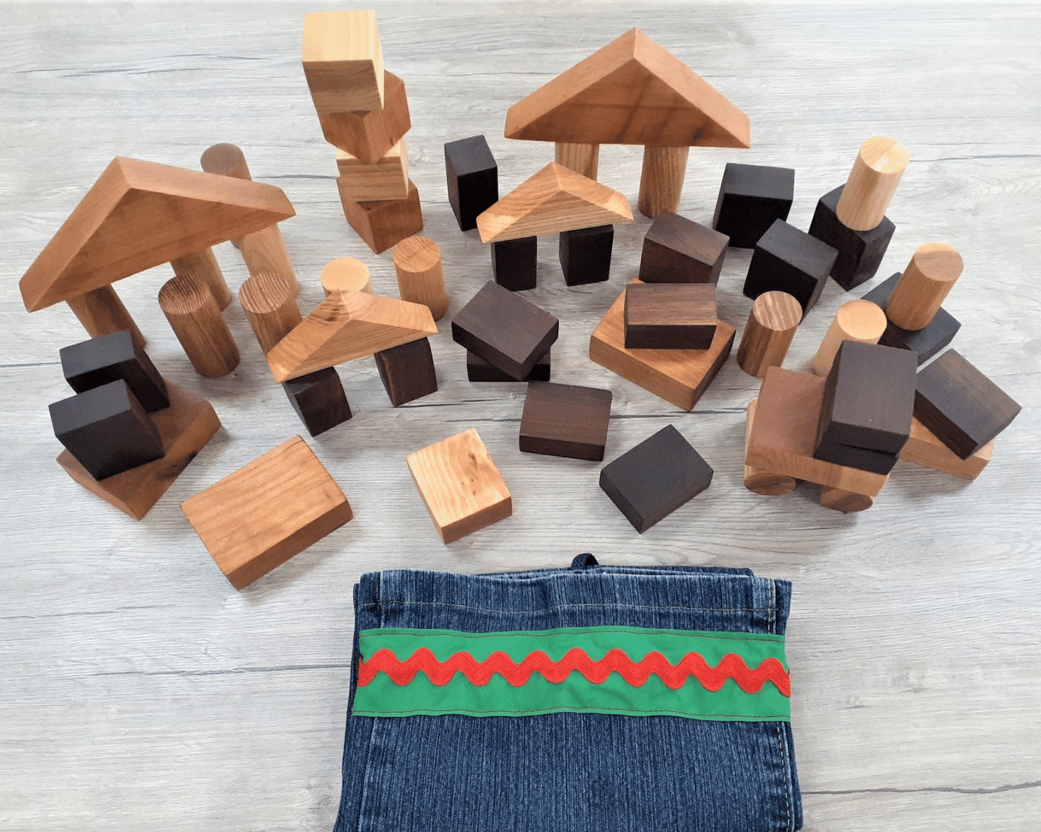 jeu de blocs en bois